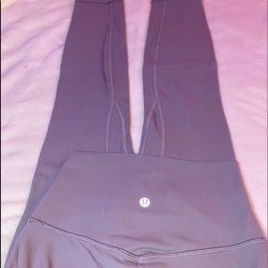 Lulu Cropped leggings